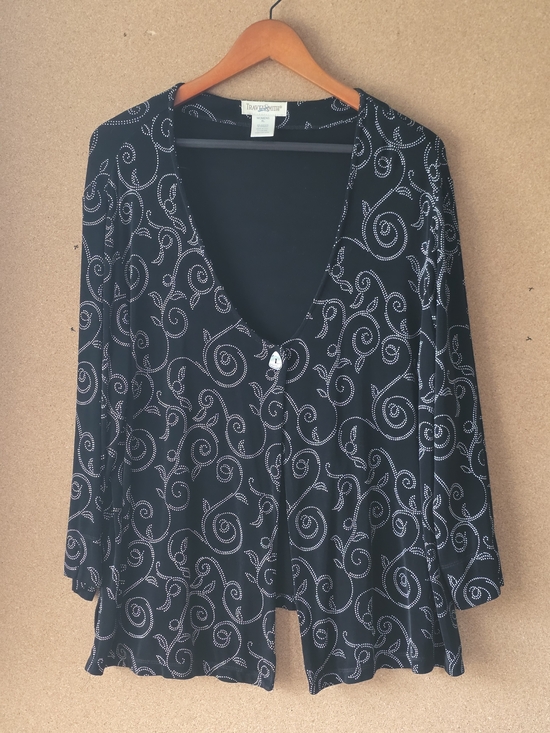 TravelSmith Sweaters - TravelSmith Black Silver Swirl Dotted Knit Cardigan Jacket Womens XL USA Made
